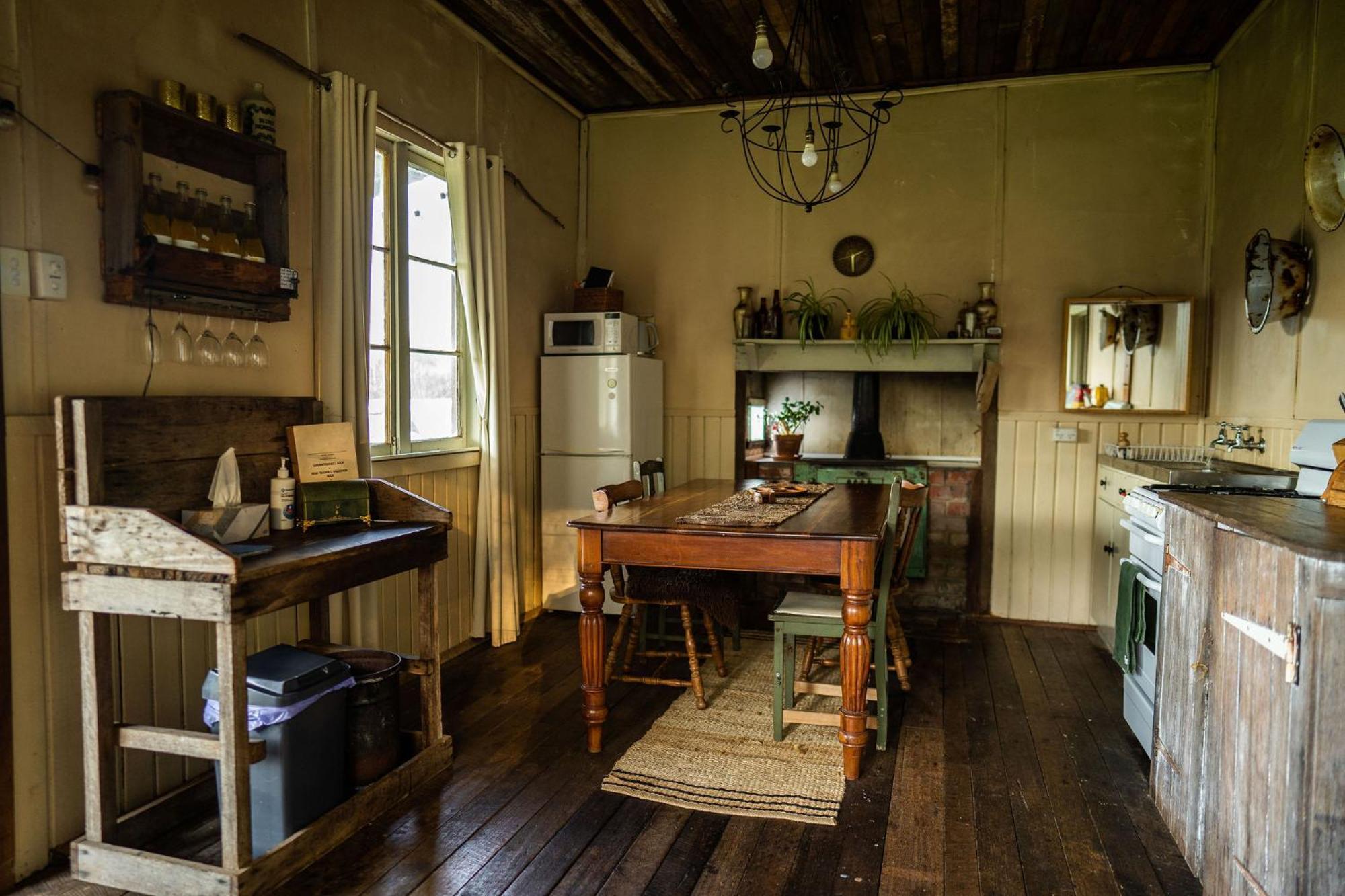Cosy Farmstay: Green Cabin At Whispering Woods Beedelup Luaran gambar